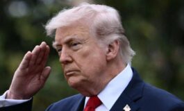 Trump boccia la proposta dellIran Hormuz resta chiuso Teheran sta per crollare 265x160