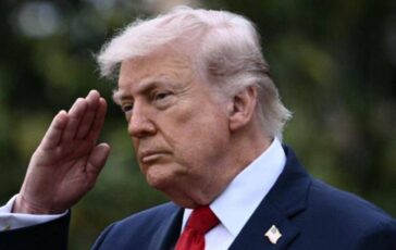 Trump boccia la proposta dellIran Hormuz resta chiuso Teheran sta per crollare 364x230