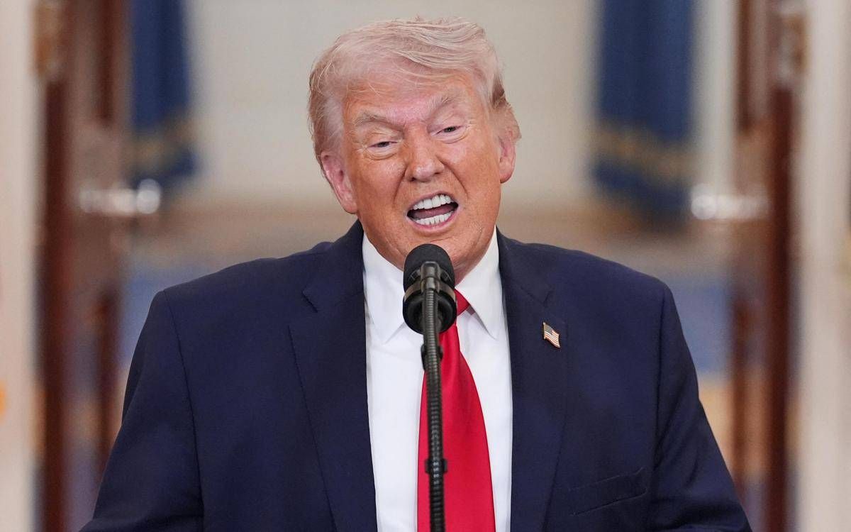 Trump minaccia ancora: "Iran apra il fottuto Stretto di Hormuz o finirà all'inferno"