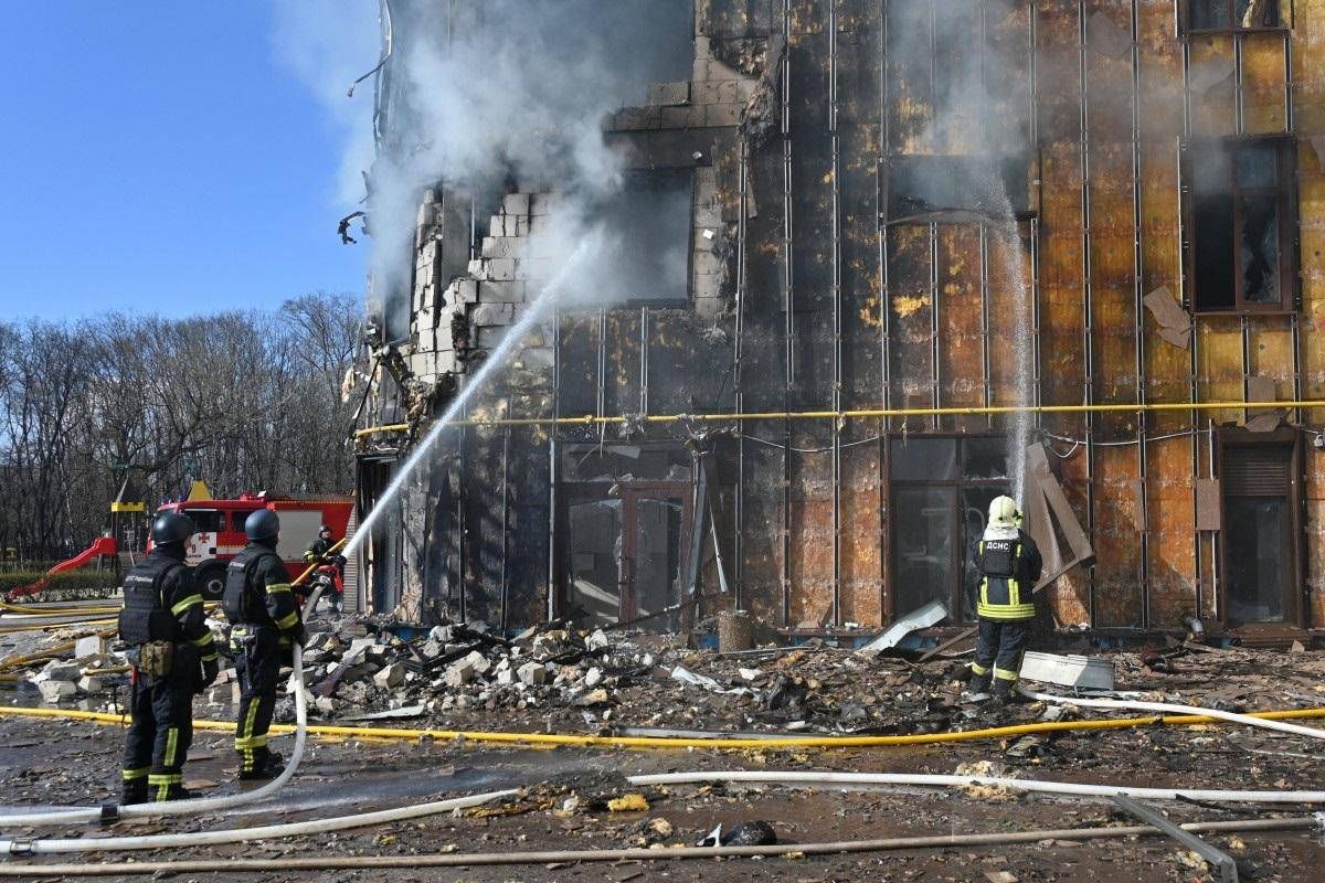 Ucraina, Zelensky denuncia: "Escalation di Pasqua, ecco la risposta della Russia alla proposta di tregua"