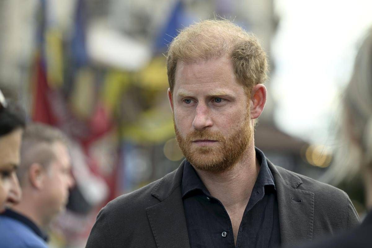 Ucraina, il principe Harry in visita a sorpresa a Kiev