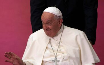 Un anno senza Bergoglio Papa Leone Raccogliamo la sua eredita promuoviamo la fratellanza 364x230