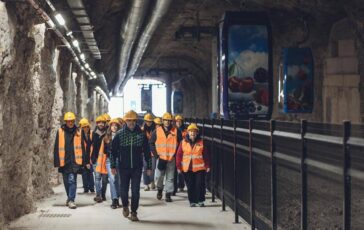Viaggio nel cuore delle Dolomiti in Val di Non le celle ipogee diventano esperienza turistica 364x230