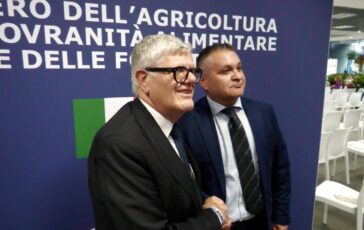 Vinitaly al padiglione Masaf confronto su gestione rischio in filiera vitivinicola 364x230