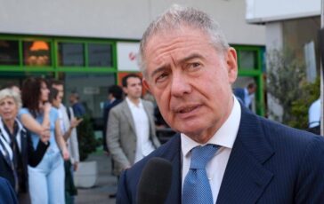 Vinitaly confronto Urso Stefani su Hormuz e materie prime critiche per le imprese 364x230