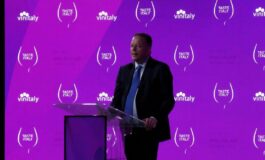 Vino Bricolo Veronafiere Asset a sostegno dellexport a fianco delle aziende 265x160