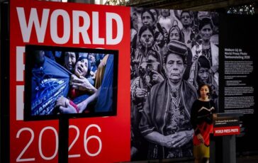 World Press Photo la foto dellanno e Separati dallIce﻿ 364x230