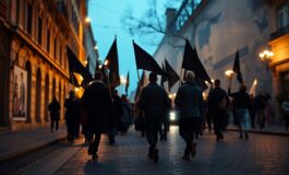 Corteo per Sergio Ramelli a Milano: fiamme, bandiere e il rito del "presente"