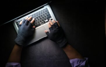 hacker cinese spionaggio vaccini covid