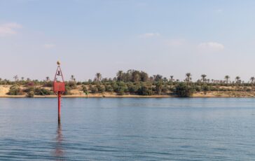 001-nuotano-doppio-modo-incontrollato-allarme-esperti