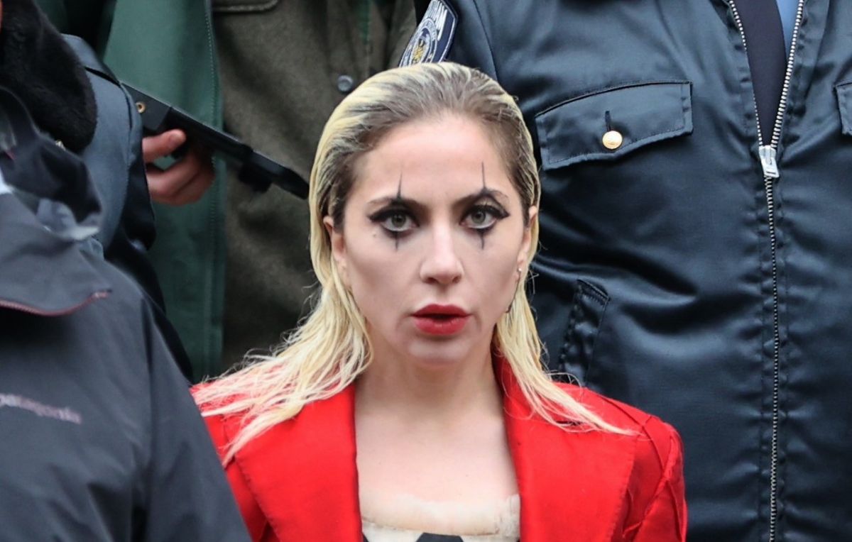 Lady Gaga costretta a fermarsi: annullato il concerto per un’infezione respiratoria