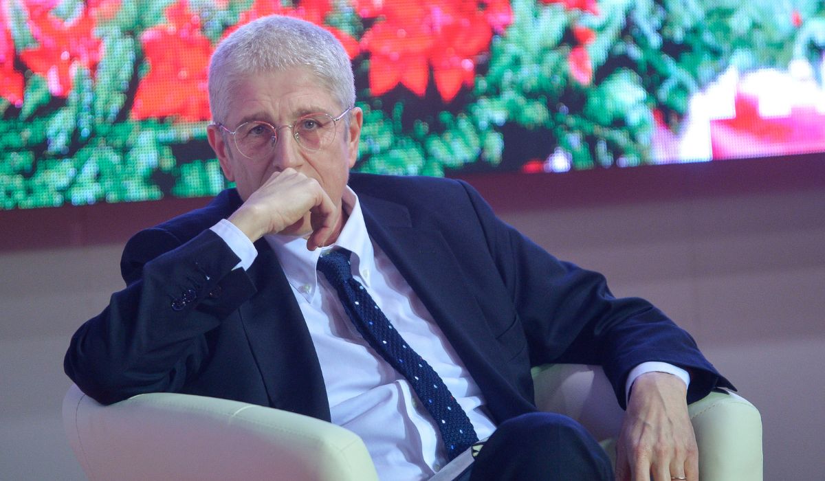 Comune di Campione d'Italia, stipendi sotto accusa: il caso esplode a Fuori dal coro con Mario Giordano