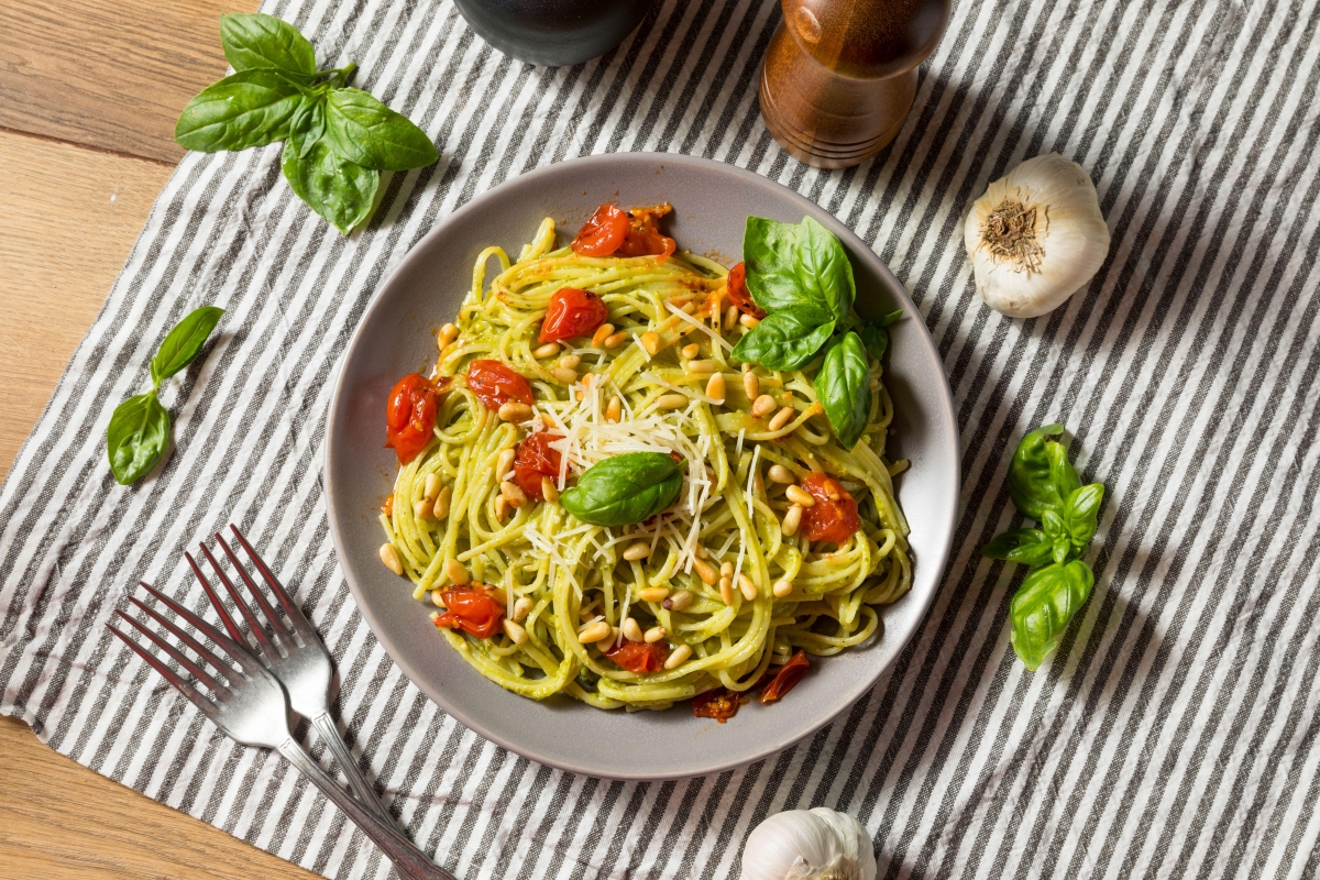 https://static.adhubmedia.com/notizie_it/wp-content/uploads/2026/04/qual-e-il-miglior-pesto-del-supermercato-analisi-e-risultati-dellindagine-di-alt-d5f5cad8.jpg