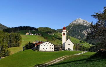 rottonara landscape 4553579 1280 364x230