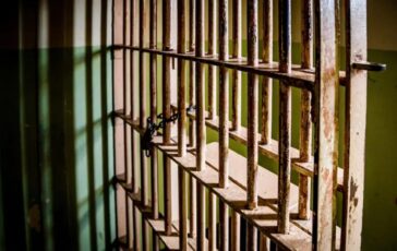 va in prigione 2026 per multa non pagata 2019 caso e sentenza e1ae7598 364x230