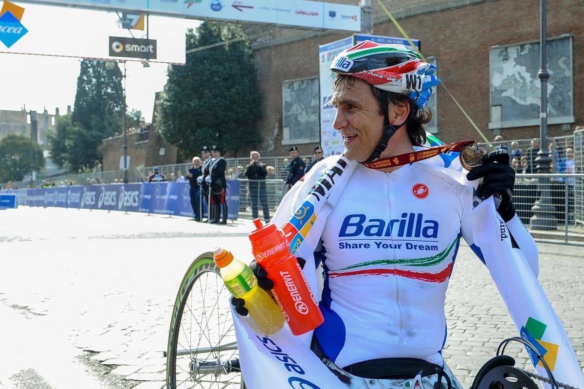 Addio a Zanardi, da Morandi a Vasco: i ricordi social