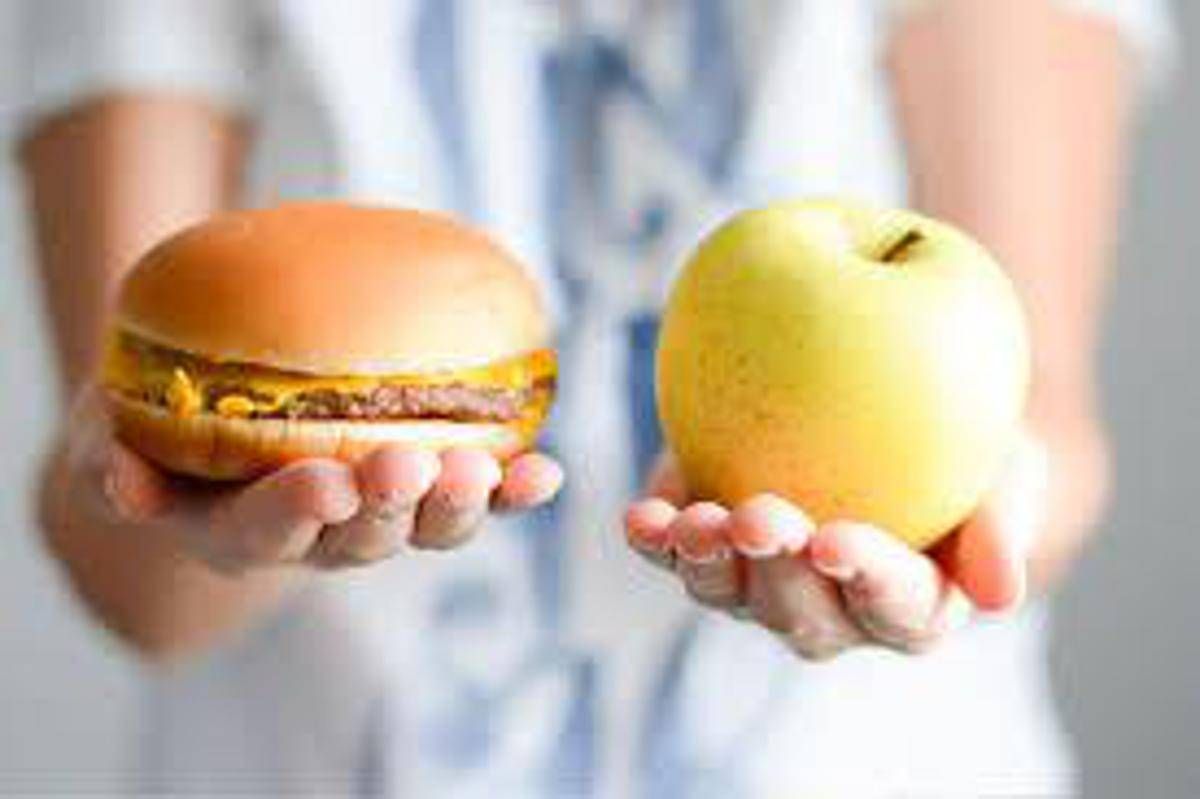 Alimentazione, pediatri: "Crescono disturbi da diete drastiche suggerite da chatbot e Ai"
