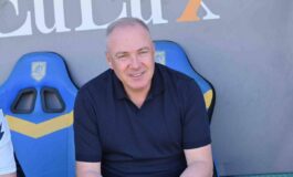 Alvini Vendevo suole di scarpe ora festeggio la Serie A con il mio Frosinone 265x160