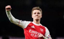 Arsenal vince Premier League dopo 22 anni Manchester City pari con Bournemouth 265x160