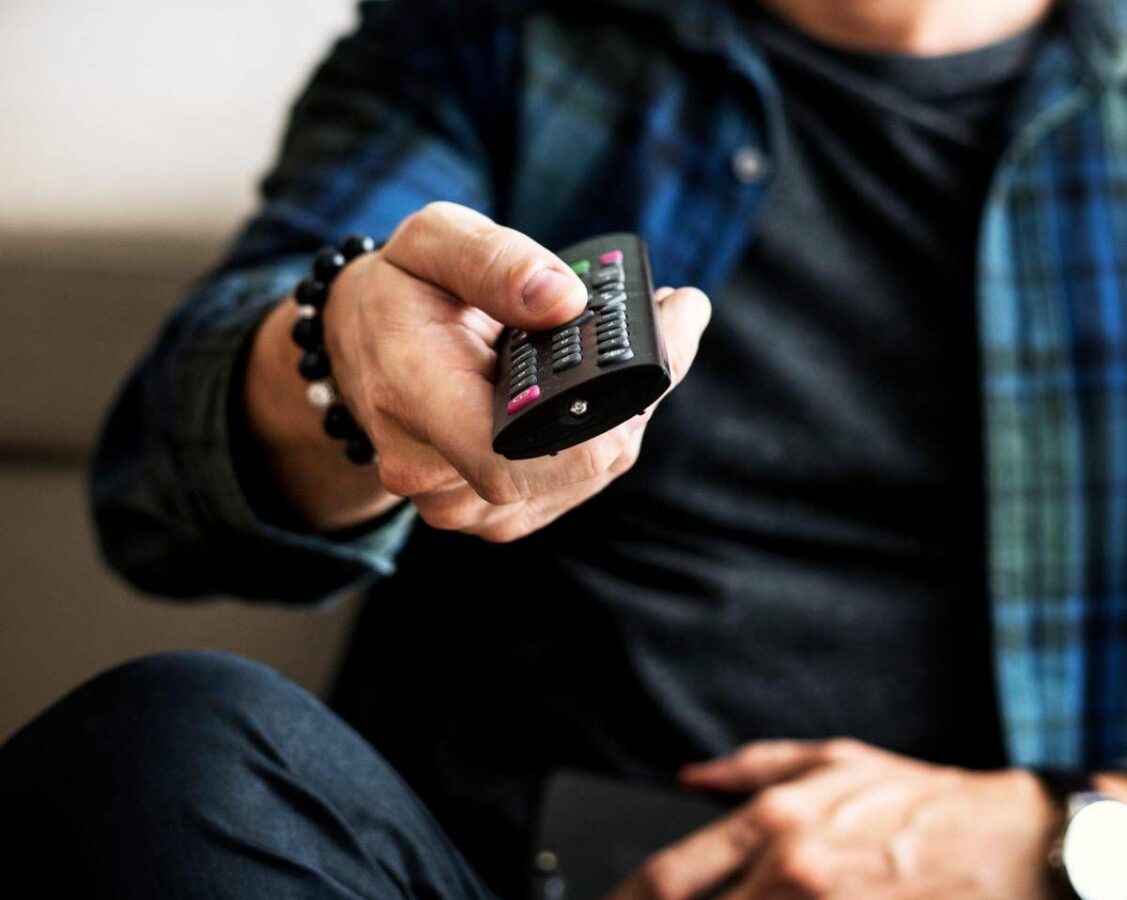Ascolti tv, 'Un futuro aprile' su Rai1 vince prime time