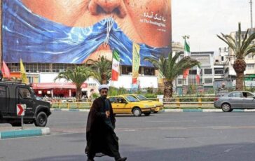 Attacco Usa nel Sud dellIran colpito sito di missili e navi. Lavvertimento di Teheran 364x230