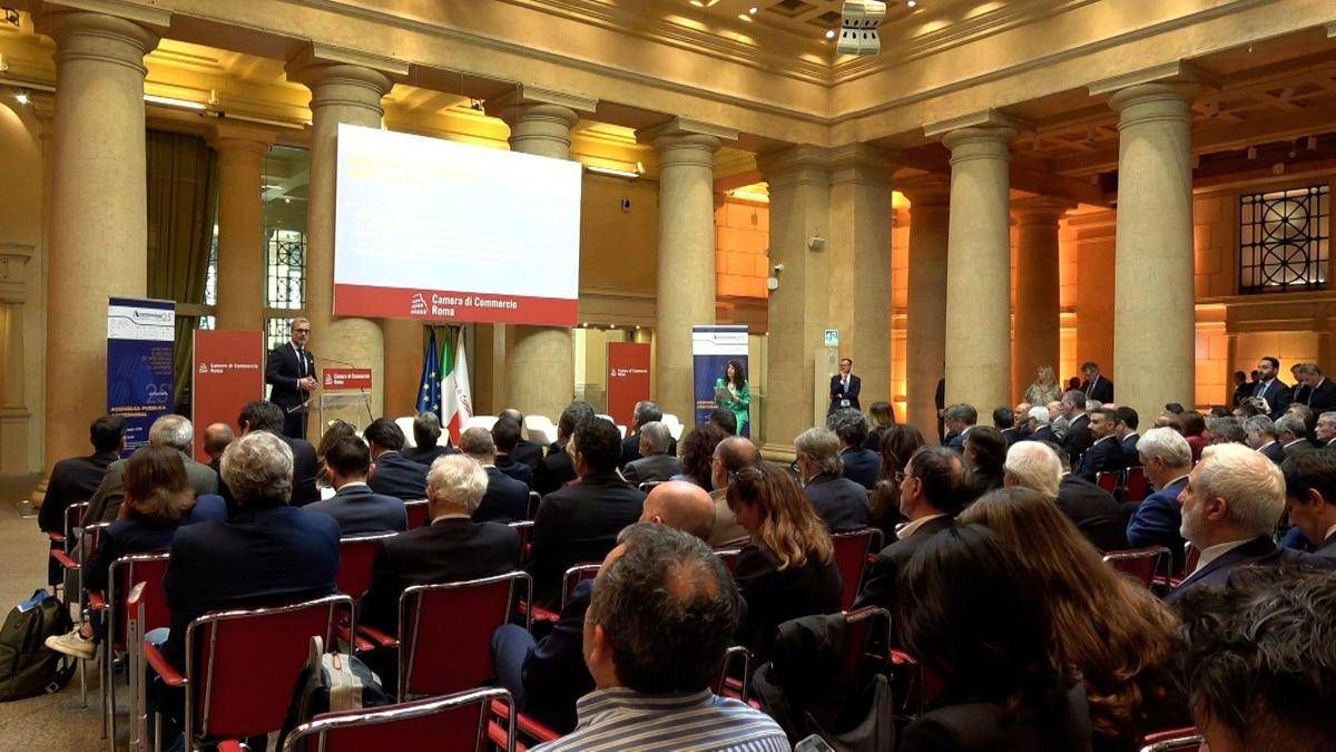Blue economy, Urso: "Terminali portuali infrastrutture strategiche, da governo dialogo continuo con il settore"