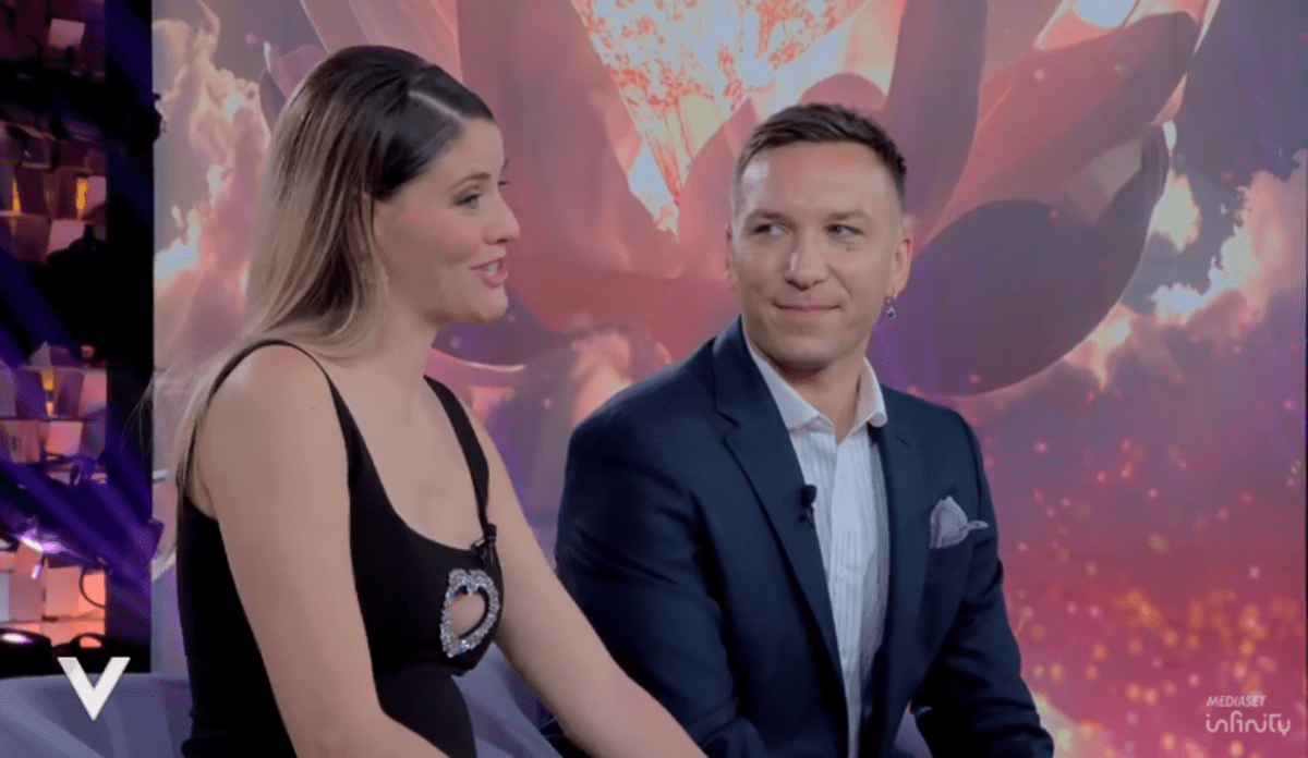 Briga e Arianna Montefiori oggi a Verissimo, il racconto della gravidanza e il lutto
