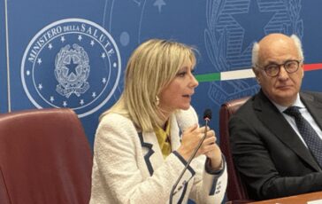 Campitiello Solo 10 casi carcinoma ovarico diagnosticato per tempo 364x230