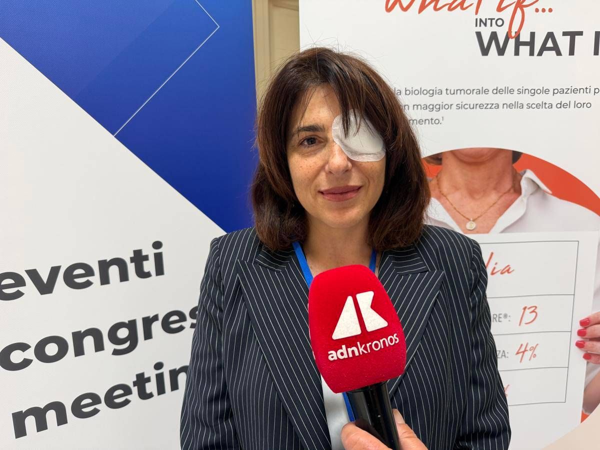 Cancro seno, oncologa Arpino: "Percorsi uniformi per accesso ai test genomici"