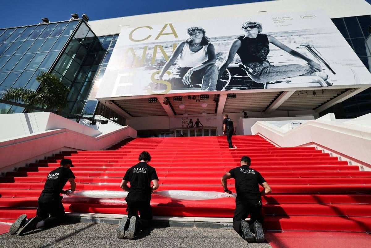 Cannes, tra gli sponsor quest'anno c'è Meta ma resta il divieto di selfie sul red carpet