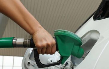 Carburanti benzina in calo e gasolio sotto i due euro i prezzi di oggi 364x230