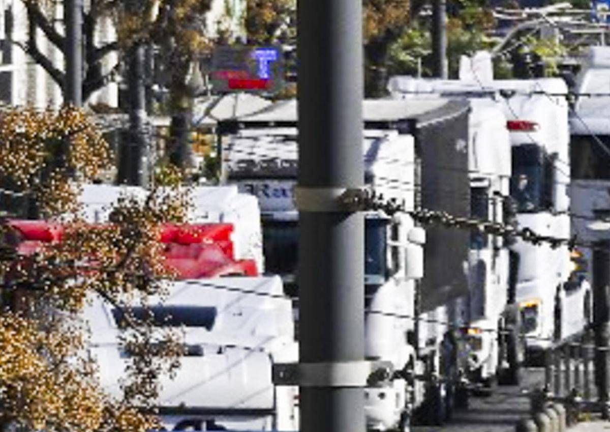 Caro carburanti, autotrasportatori sospendono fermo dopo incontro a Palazzo Chigi