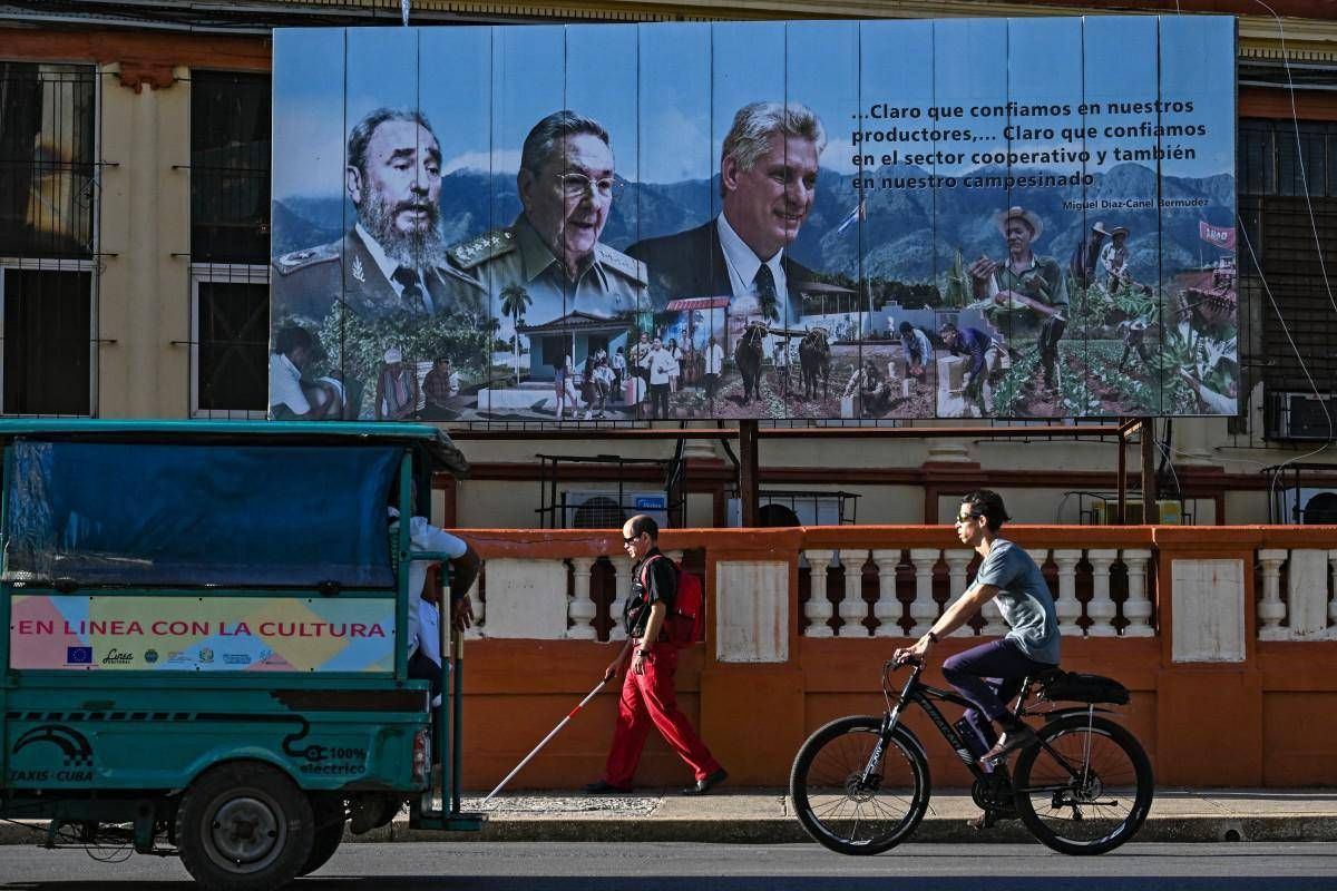 Cuba, gli Usa incriminano Raul Castro. Trump: "Libereremo l'isola"