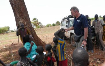 DallOglio Cuamm Ebola fa paura anche in Uganda focolaio in Congo e una polveriera 364x230