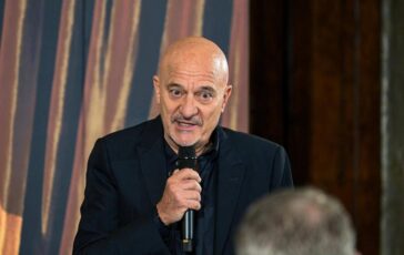 David Donatello show di Claudio Bisio al Quirinale con battuta su caso Minetti 364x230