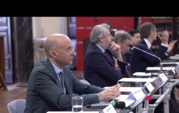 Decarbonizzazione del trasporto aereo a Roma il confronto promosso da Fondazione Pacta 364x230