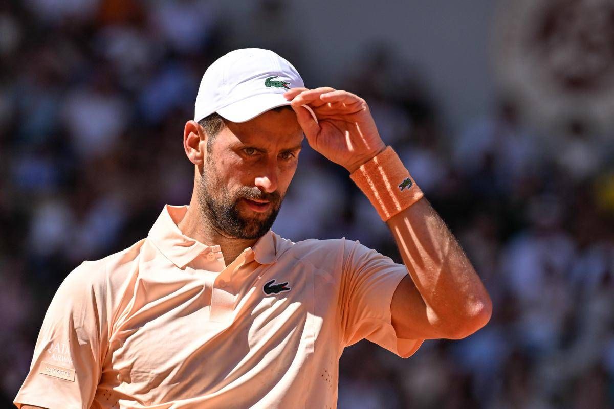 Djokovic, furia contro... un cameraman: cos'è successo con Fonseca