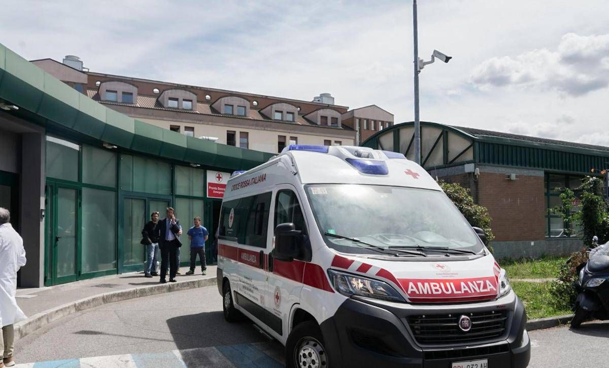 Ebola, al Sacco di Milano accertamenti su due persone rientrate dall'Uganda