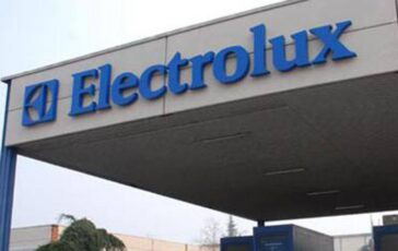 Electrolux annuncia 1.700 esuberi in Italia e chiude lo stabilimento di Cerreto dEsi 364x230