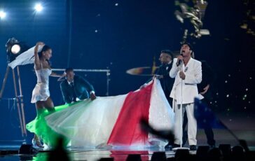 Eurovision come andata la prima semifinale dallovazione per Sal Da Vinci alla delusione per San Marino 364x230