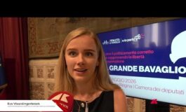 Eva Vlaardingerbroek Chi ha idee non mainstream rischia censura e sorveglianza 265x160