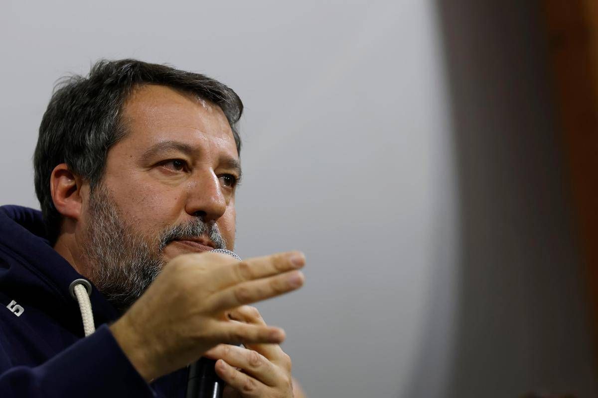 Famiglia nel bosco, magistrati "preoccupati" per ispezione tribunale. Salvini attacca: "Vergognatevi"