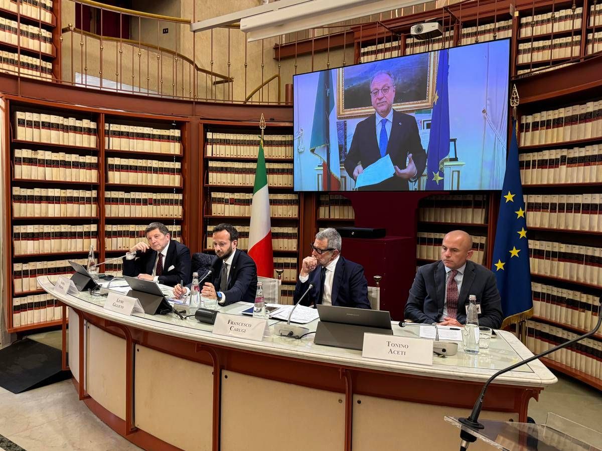 Farmaci, italiani pronti a donare plasma ma solo 2 su 10 sanno cosa sia, indagine
