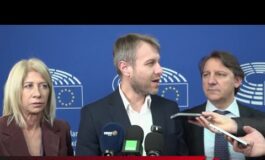 Flottilla Della Valle M5S Europa fa orecchie da mercante mentre Israele apre il fuoco sull 265x160
