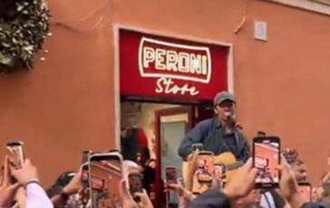Fulminacci il live a sorpresa a Roma per i fans No per una birra 364x230