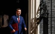 gb nuove dimissioni nel governo starmer streeting lascia la carica di ministro della salute 2