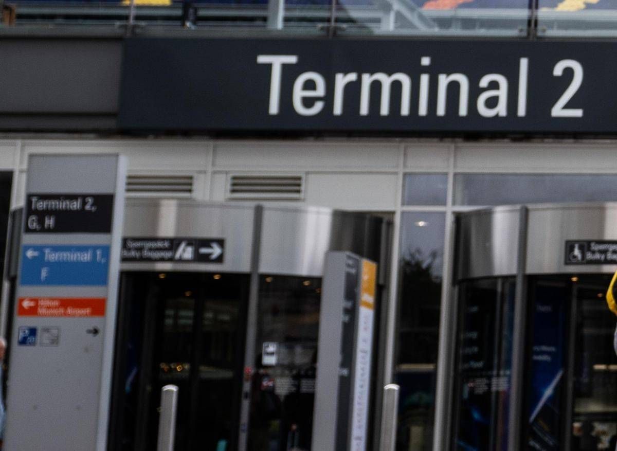 germania avvistato drone chiuso aeroporto di monaco 2