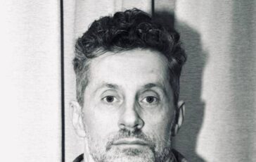 Giornata fibromialgia la denuncia dello scrittore Fabio Maria Salvatore Ogni mese 500 euro per stare in piedi senza tutele 364x230