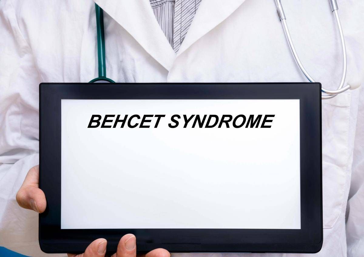 Giornata sindrome Behçet, esperto: "Oggi possiamo prevenire cecità"