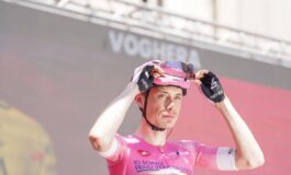 Giro dItalia Valgren vince la 17esima tappa Vingegaard sempre in rosa 265x160
